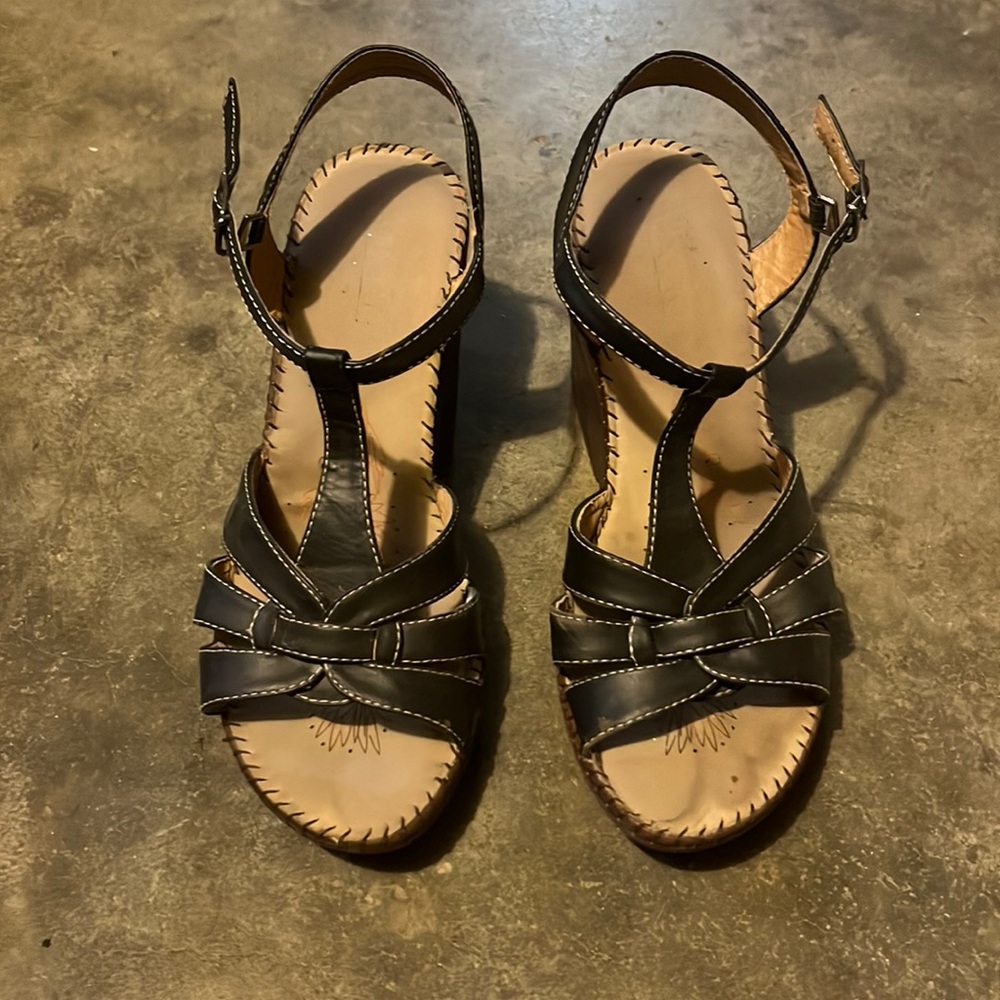 Heeled sandals